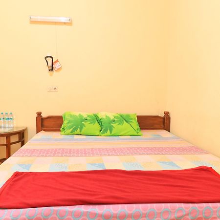 Penginapan Pondok Rizqi Syariah Brebek Εξωτερικό φωτογραφία
